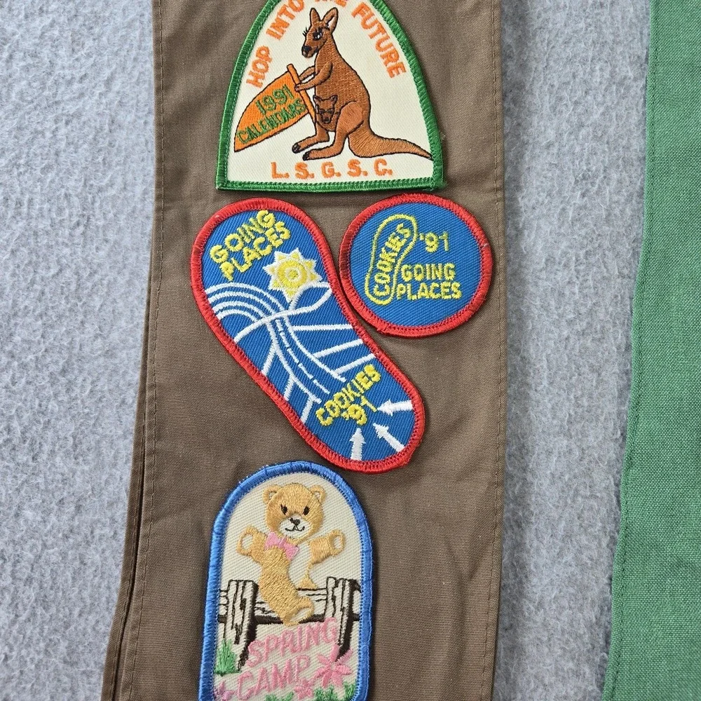 Vintage Girl Scouts U.S.A. Bundle Girls One Size Multicolor Scarf Patchwork‎